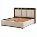 Letto matrimoniale PAVRIXO 160x200 cm in legno marrone e tessuto beige con testiera imbottita e mensola integrata.